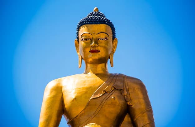 the buddha point statue in thimphu